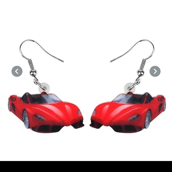 KEWL EARRINGS 🥰❤️ - Picture 2 of 6